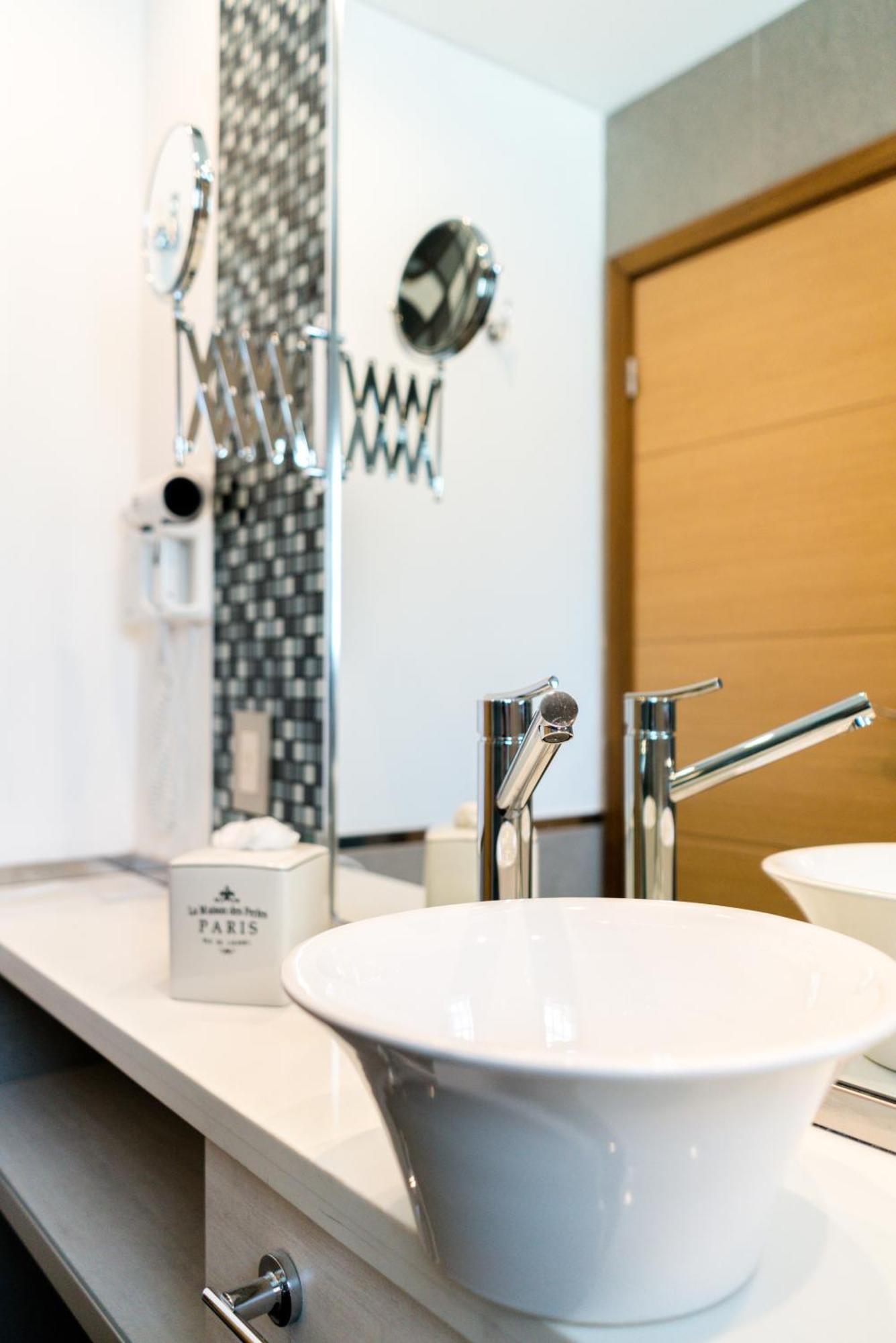 Sofia Soberana Hotel Boutique Bahía Blanca Kültér fotó